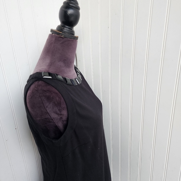 Talbots Black Gem Neck Sleeveless Shift Midi Sleveless Stretch Dress Sz 10 - Picture 6 of 16